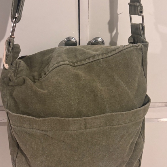 GBG BY GUESS crossbody bag canvas army green with black logo - Picture 7 of 16